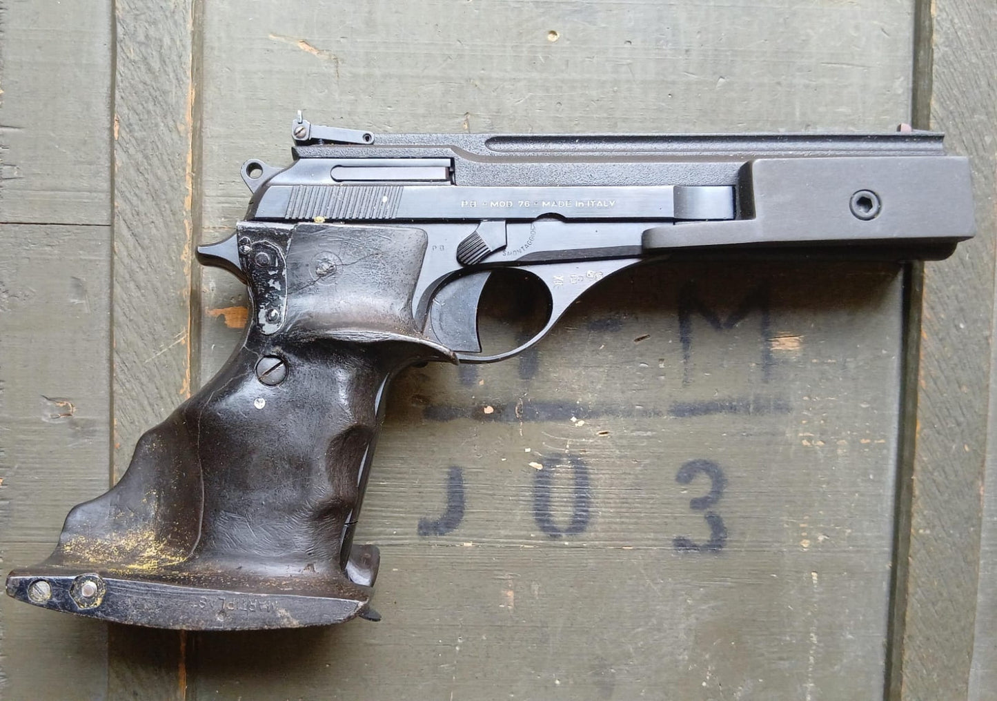 Beretta 76