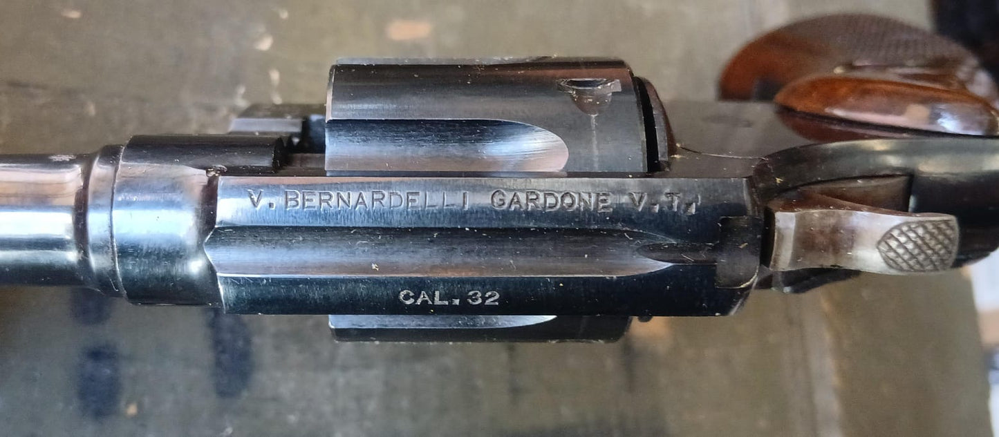 Revolver Bernardelli - 32 SW Long