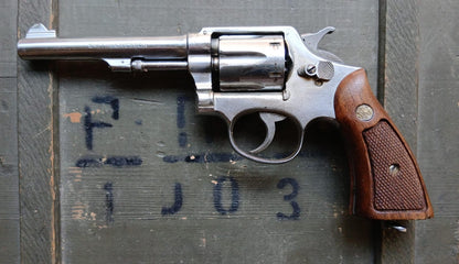 Smith & Wesson 64